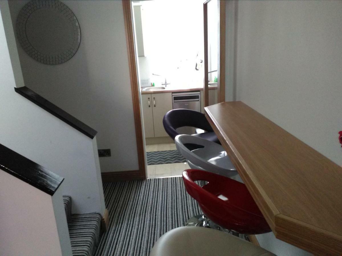 12A Main Street Kenmare Room 4 Екстер'єр фото
